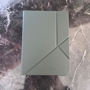 NWOT Rakuten Kobo Clara e-Reader Misty Green SleepCover